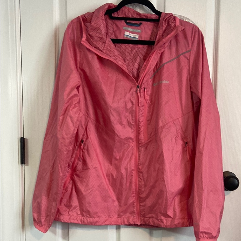 Columbia Women's Vibrant Pink jacket